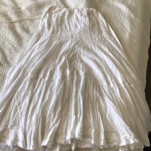 VINCE Long white skirt-wear with Cowboy boots! 👢